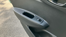 Hyundai i10 1.0 MPi SE Connect 5dr Petrol Hatchback